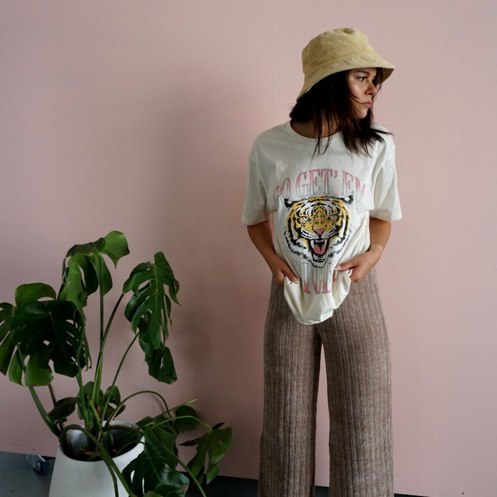 GO GET EM TIGER GRAPHIC TEE